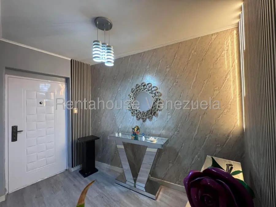 Casa en Venta en El Marques Caracas - 11