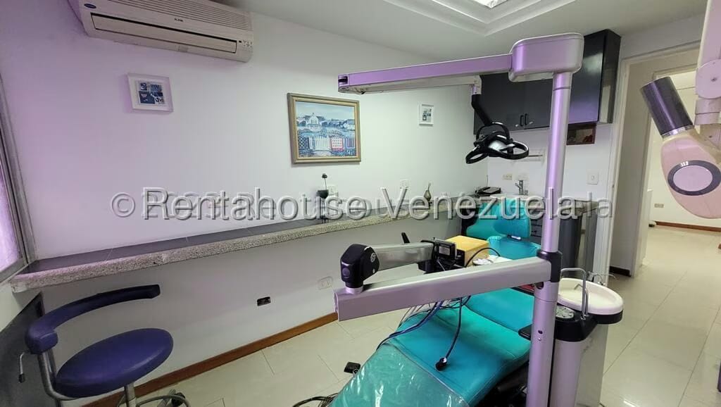 Comercial (Consultorio Medico) en Alquiler en San Bernardino, Distrito Metropolitano - 4