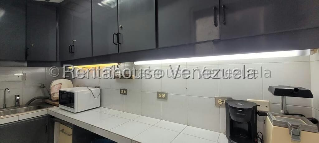 Comercial (Consultorio Medico) en Alquiler en San Bernardino, Distrito Metropolitano - 6