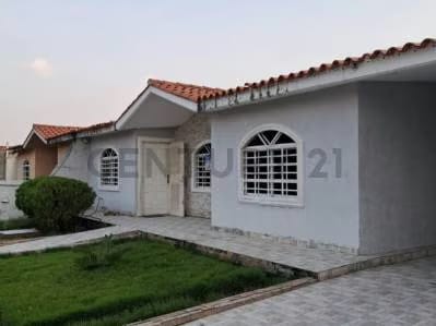 HERMOSA CASA EN URB. ALATA VISTA DE ANACO