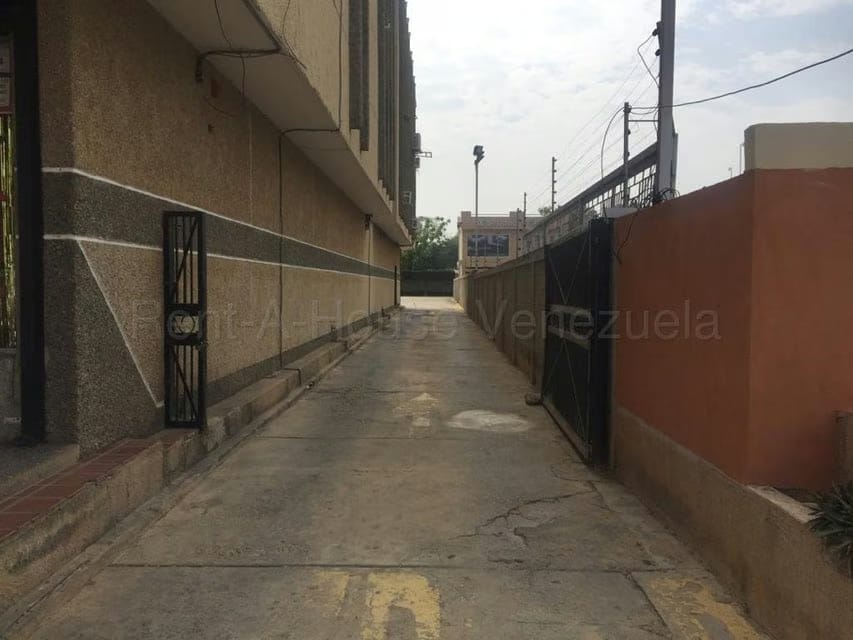 Comercial (Local Comercial) en Alquiler en Plaza Alonso, Zulia - 9