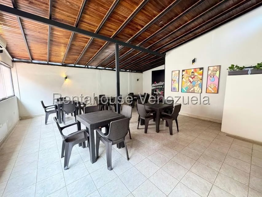 Comercial (Local Comercial) en Alquiler en Parroquia Juan de Villegas, Lara - 13