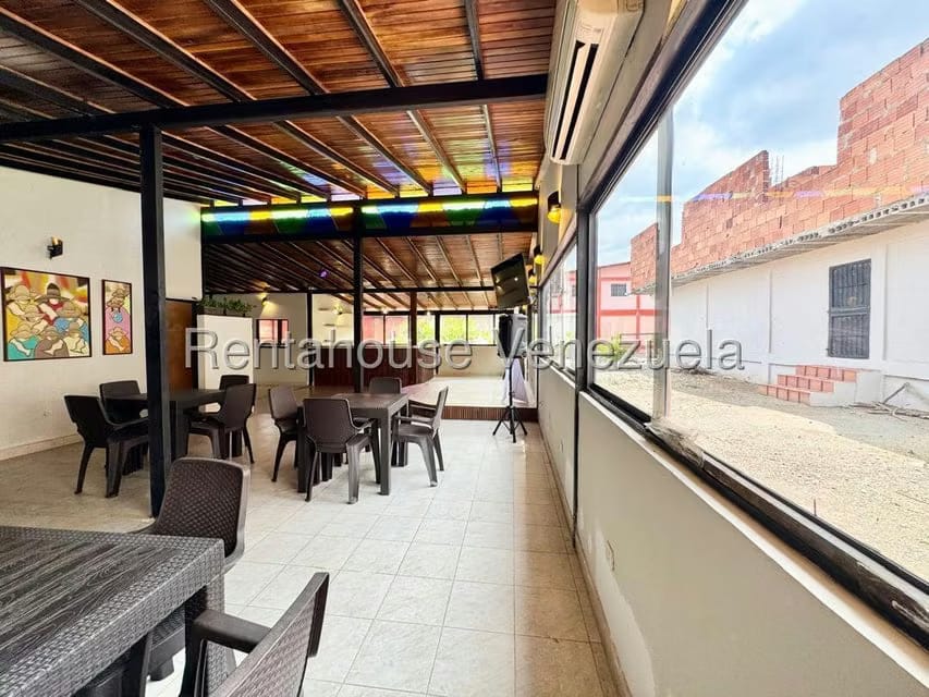 Comercial (Local Comercial) en Alquiler en Parroquia Juan de Villegas, Lara - 6