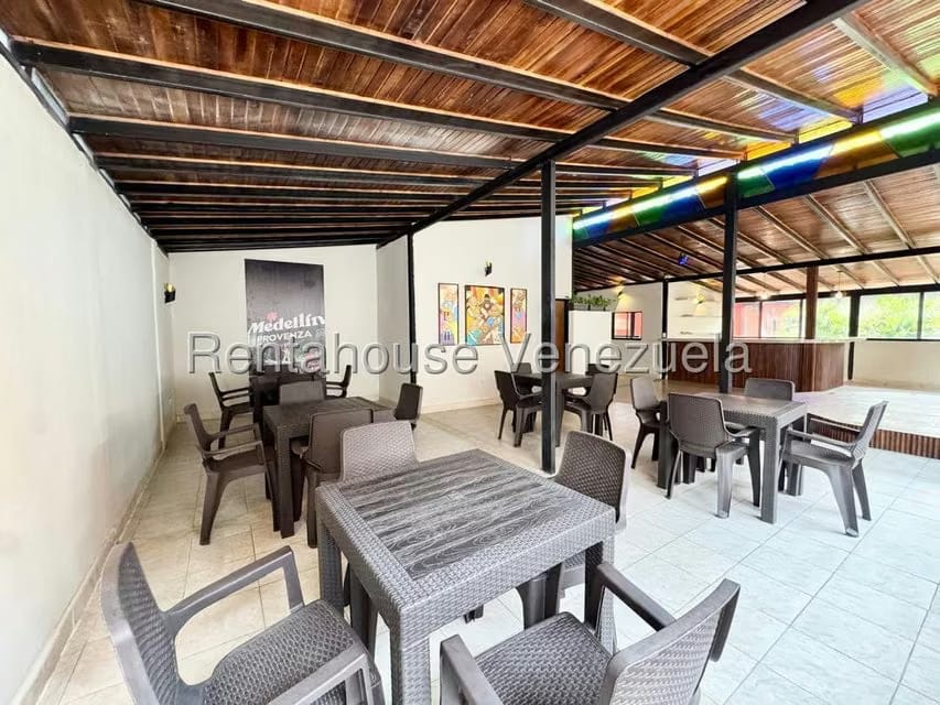 Comercial (Local Comercial) en Alquiler en Parroquia Juan de Villegas, Lara - 8