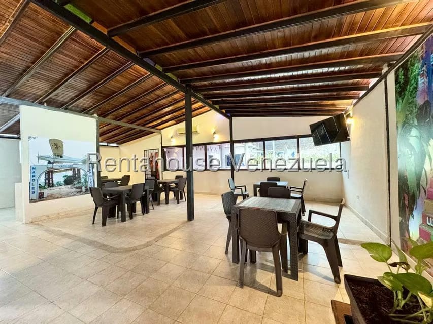 Comercial (Local Comercial) en Alquiler en Parroquia Juan de Villegas, Lara - 9
