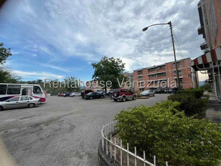 Apartamento (1 Nivel) en Venta en Los Naranjos, Miranda - 20