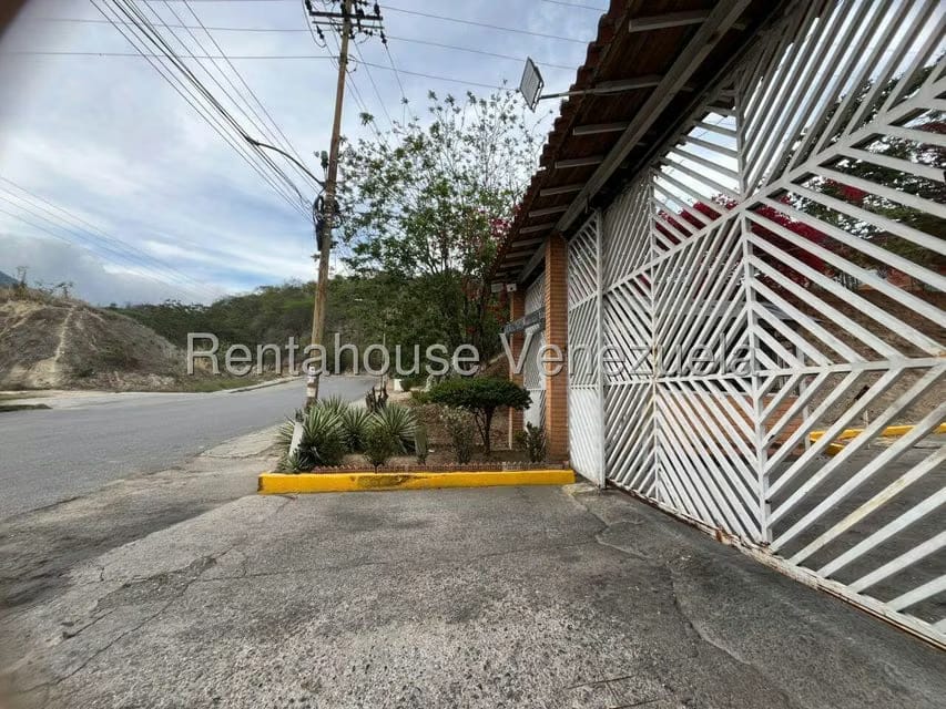 Apartamento (1 Nivel) en Venta en Los Naranjos, Miranda - 23