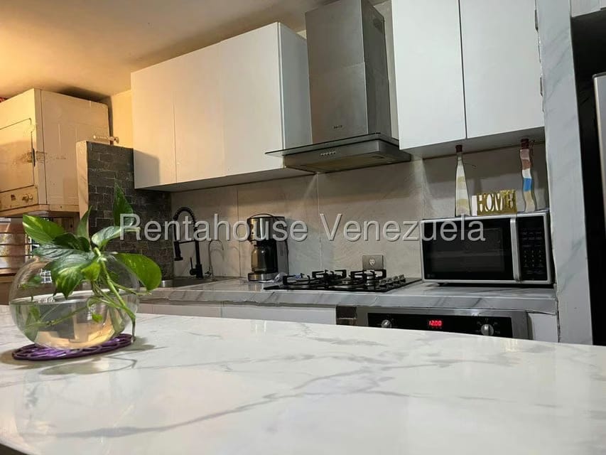 Apartamento (1 Nivel) en Venta en Los Naranjos, Miranda - 6