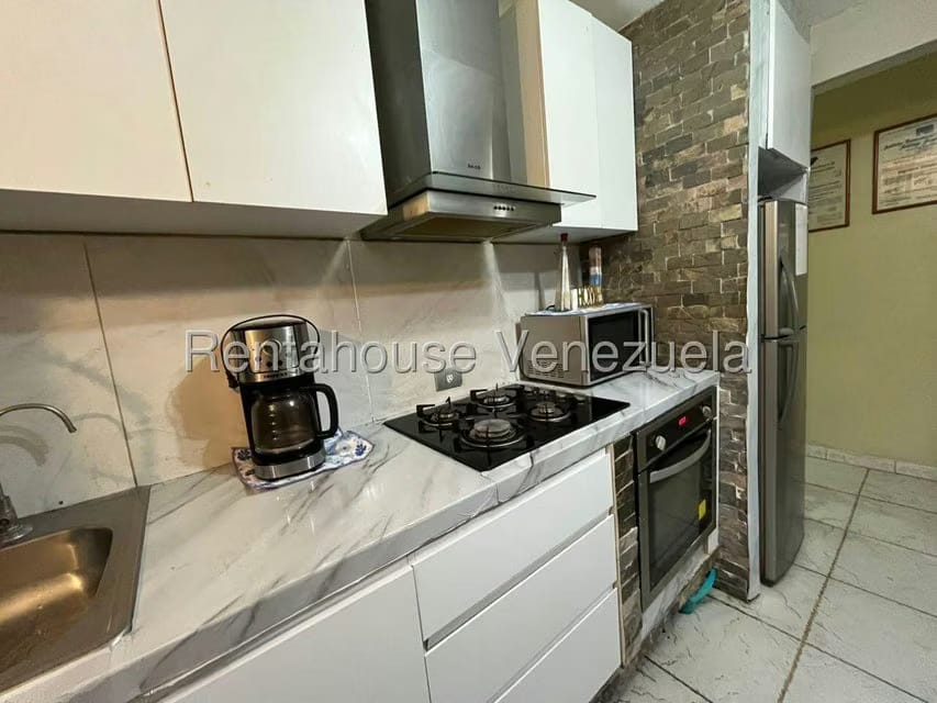 Apartamento (1 Nivel) en Venta en Los Naranjos, Miranda - 7