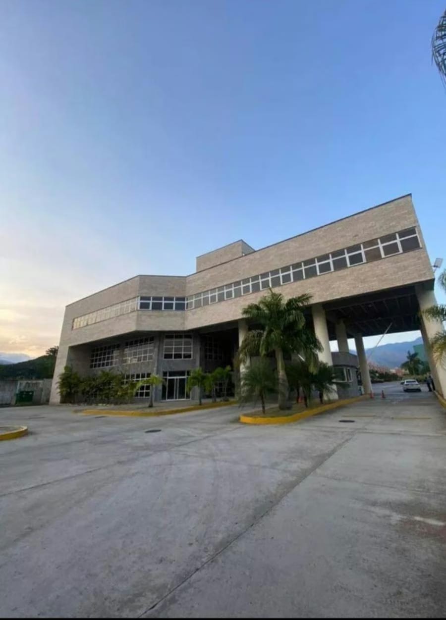 Galpon en Venta en naguanagua - 4