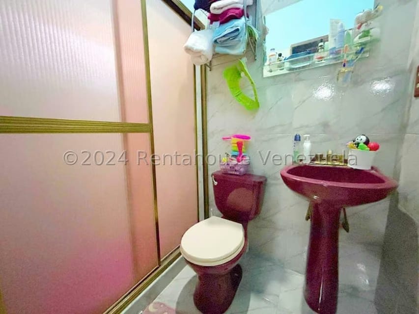 Casa (Duplex) en Venta en Zona Oeste, Lara - 33