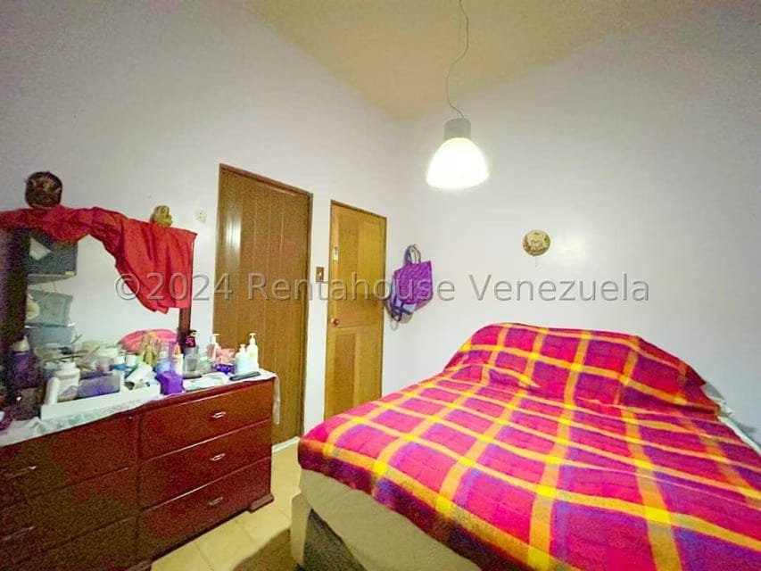 Casa (Duplex) en Venta en Zona Oeste, Lara - 35