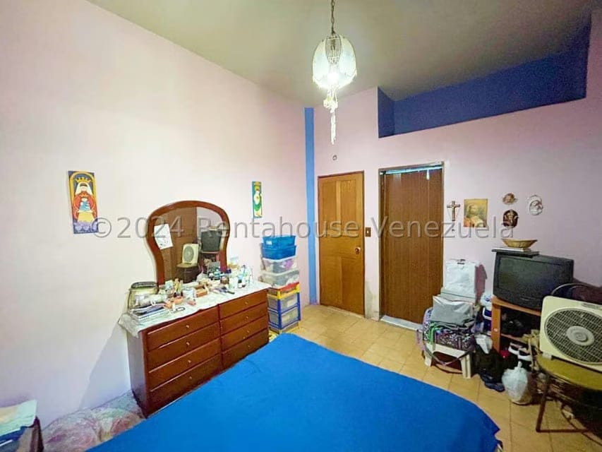 Casa (Duplex) en Venta en Zona Oeste, Lara - 37