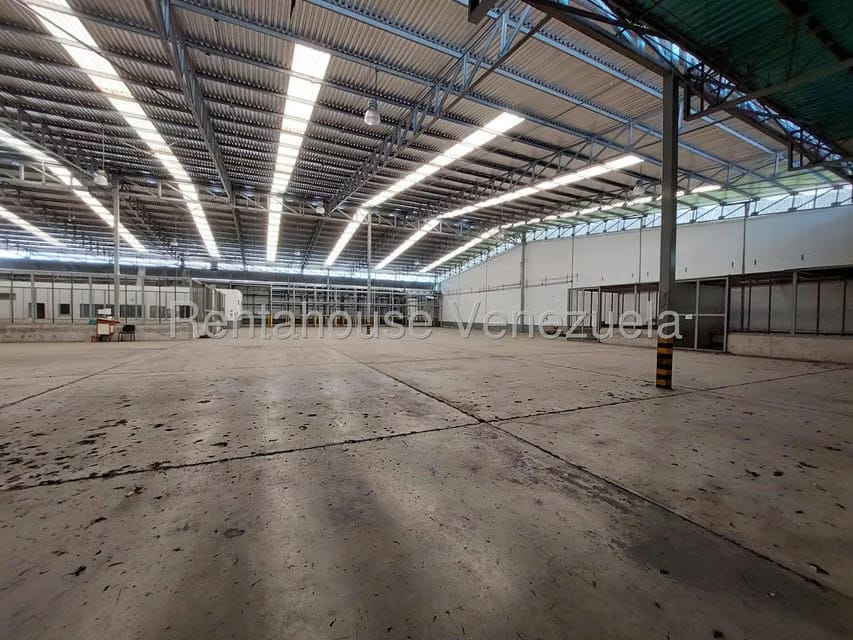Comercial (Galpon - Deposito) en Venta en Zona Industrial San Vicente, Aragua - 101