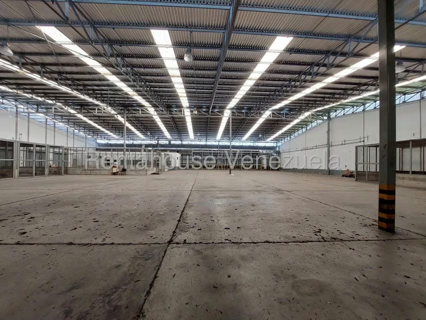 Comercial (Galpon - Deposito) en Venta en Zona Industrial San Vicente, Aragua - 103