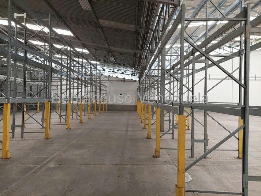 Comercial (Galpon - Deposito) en Venta en Zona Industrial San Vicente, Aragua - 111