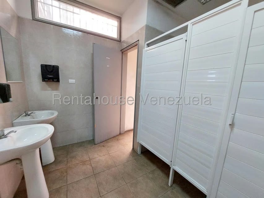 Comercial (Galpon - Deposito) en Venta en Zona Industrial San Vicente, Aragua - 112