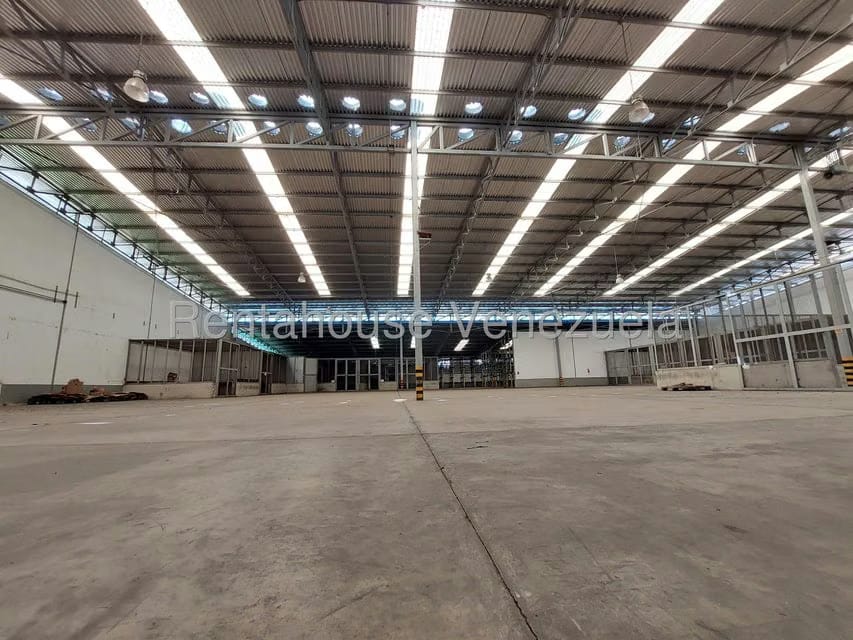 Comercial (Galpon - Deposito) en Venta en Zona Industrial San Vicente, Aragua - 120