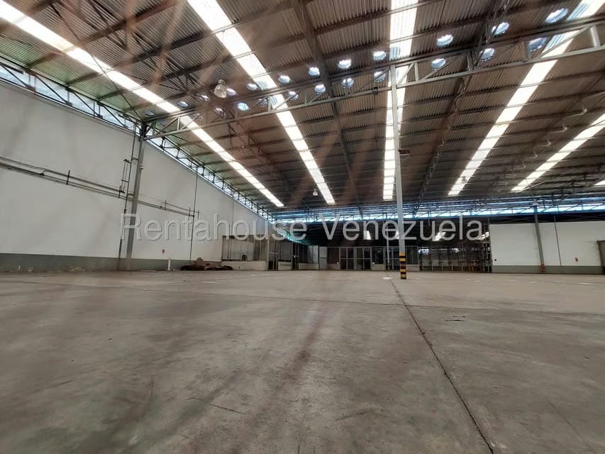 Comercial (Galpon - Deposito) en Venta en Zona Industrial San Vicente, Aragua - 121