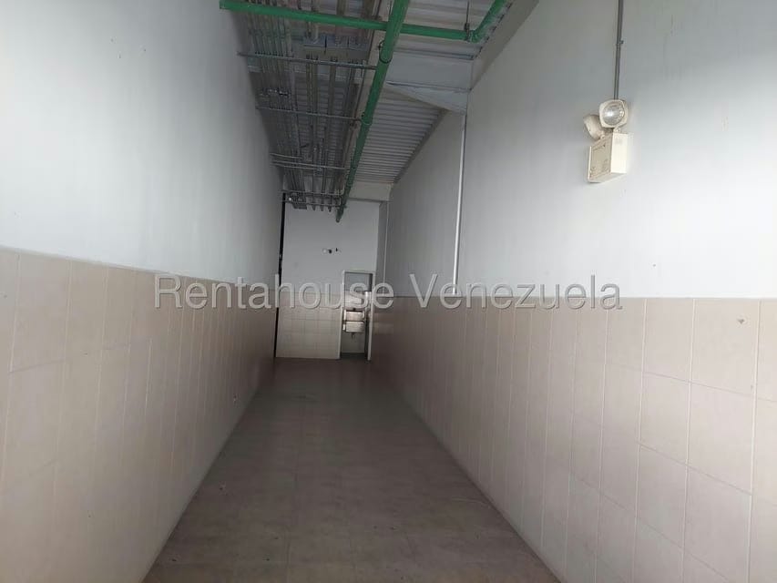 Comercial (Galpon - Deposito) en Venta en Zona Industrial San Vicente, Aragua - 122