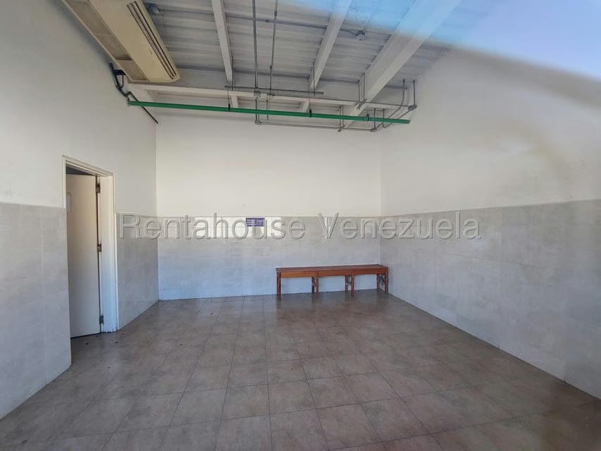 Comercial (Galpon - Deposito) en Venta en Zona Industrial San Vicente, Aragua - 124