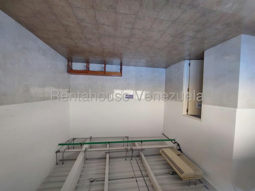 Comercial (Galpon - Deposito) en Venta en Zona Industrial San Vicente, Aragua - 125