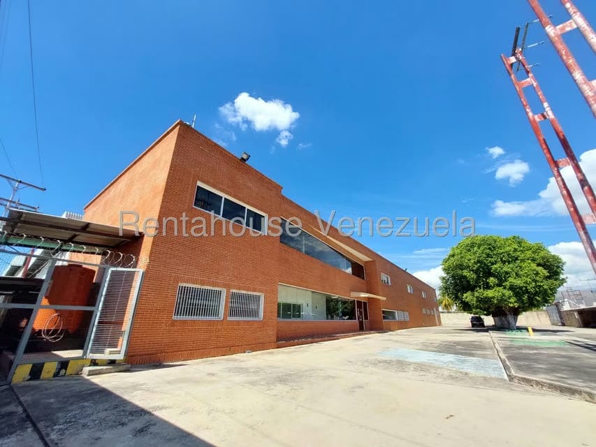 Comercial (Galpon - Deposito) en Venta en Zona Industrial San Vicente, Aragua - 133