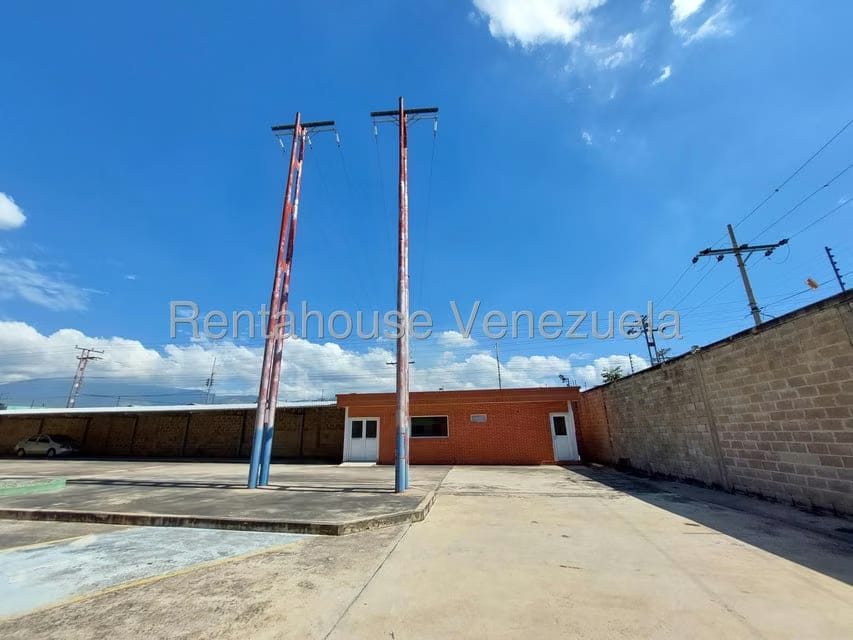 Comercial (Galpon - Deposito) en Venta en Zona Industrial San Vicente, Aragua - 140