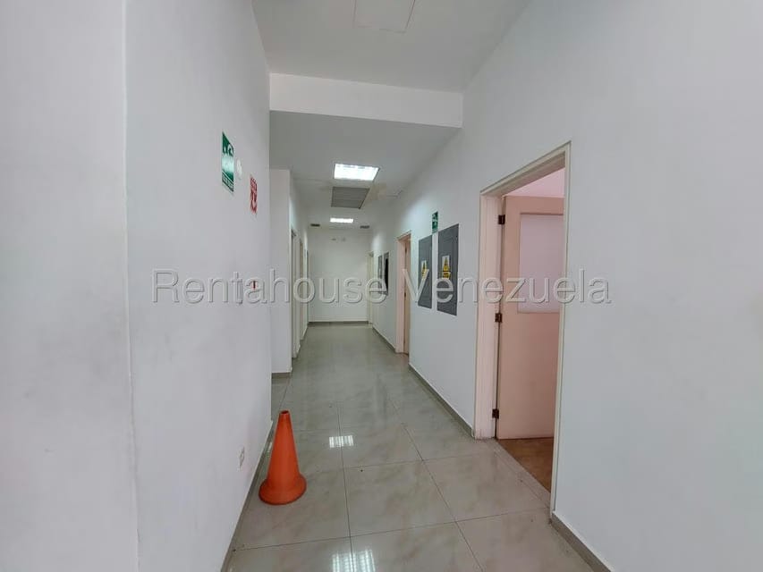 Comercial (Galpon - Deposito) en Venta en Zona Industrial San Vicente, Aragua - 147
