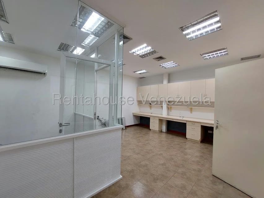 Comercial (Galpon - Deposito) en Venta en Zona Industrial San Vicente, Aragua - 150