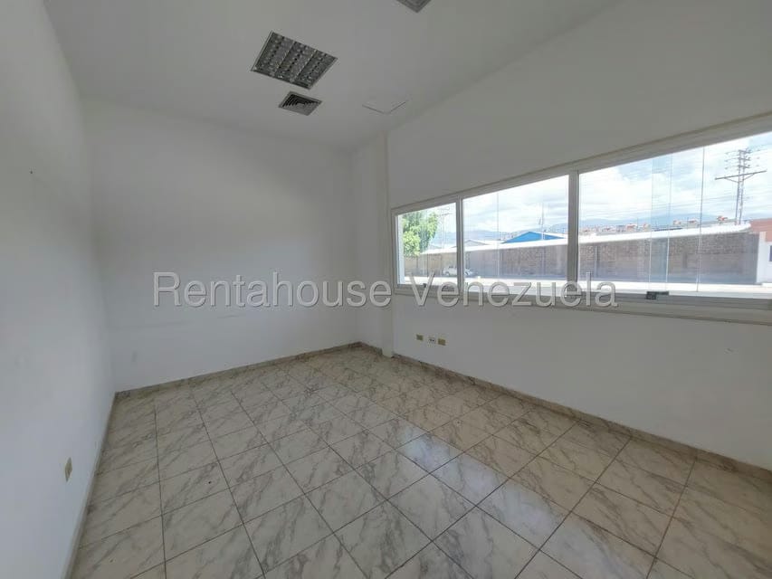 Comercial (Galpon - Deposito) en Venta en Zona Industrial San Vicente, Aragua - 157