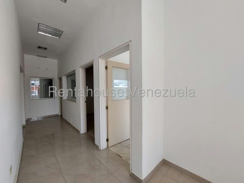 Comercial (Galpon - Deposito) en Venta en Zona Industrial San Vicente, Aragua - 158