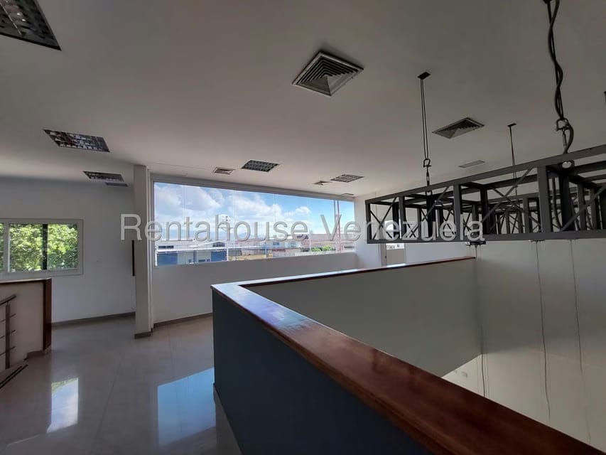 Comercial (Galpon - Deposito) en Venta en Zona Industrial San Vicente, Aragua - 165