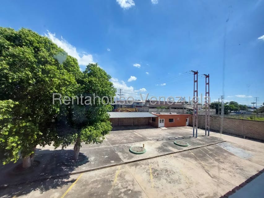 Comercial (Galpon - Deposito) en Venta en Zona Industrial San Vicente, Aragua - 166