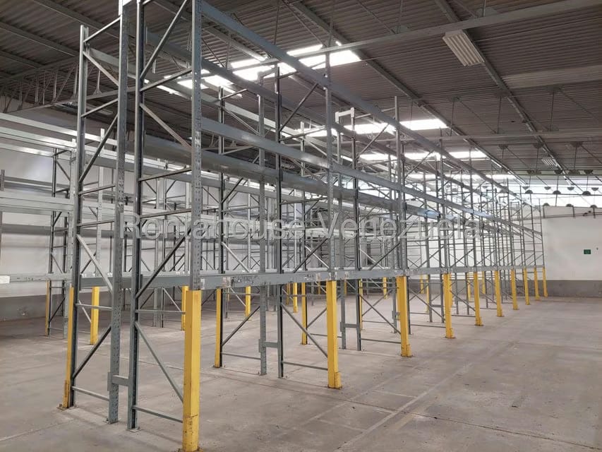 Comercial (Galpon - Deposito) en Venta en Zona Industrial San Vicente, Aragua - 18