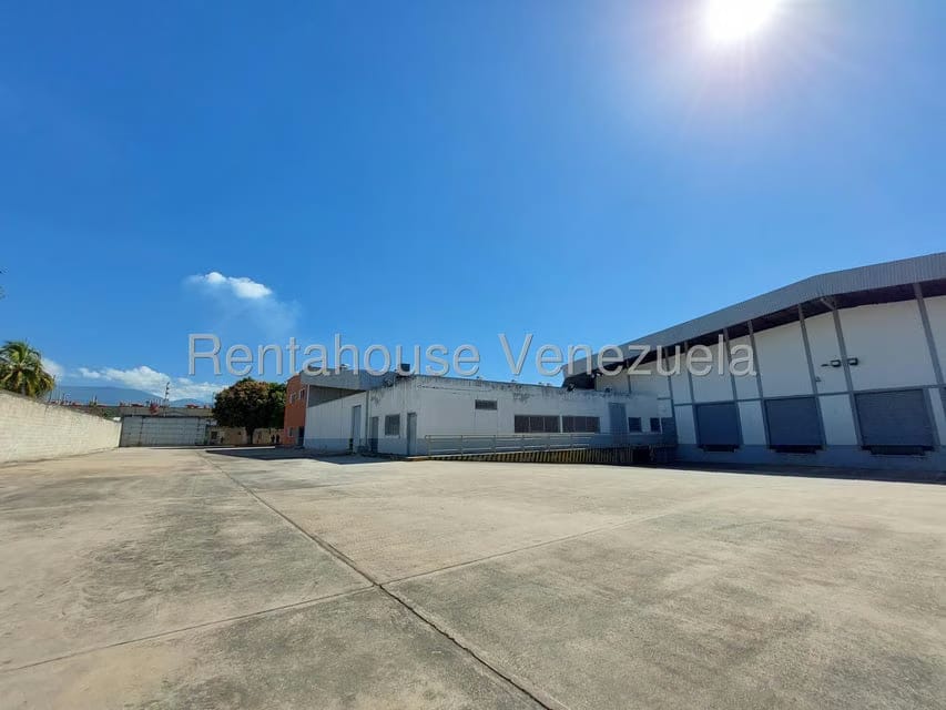 Comercial (Galpon - Deposito) en Venta en Zona Industrial San Vicente, Aragua - 3