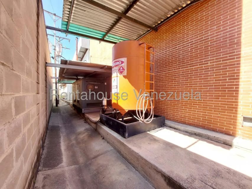 Comercial (Galpon - Deposito) en Venta en Zona Industrial San Vicente, Aragua - 36