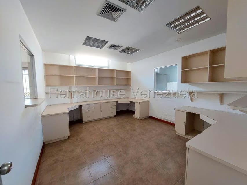 Comercial (Galpon - Deposito) en Venta en Zona Industrial San Vicente, Aragua - 69