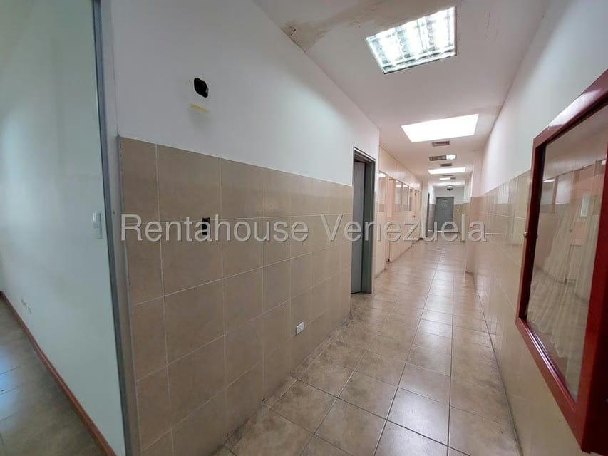 Comercial (Galpon - Deposito) en Venta en Zona Industrial San Vicente, Aragua - 71