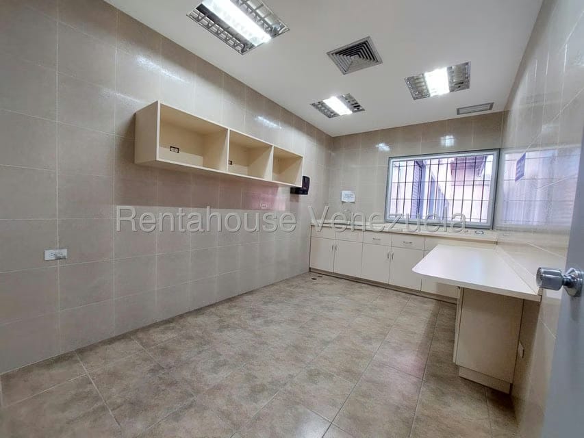 Comercial (Galpon - Deposito) en Venta en Zona Industrial San Vicente, Aragua - 72