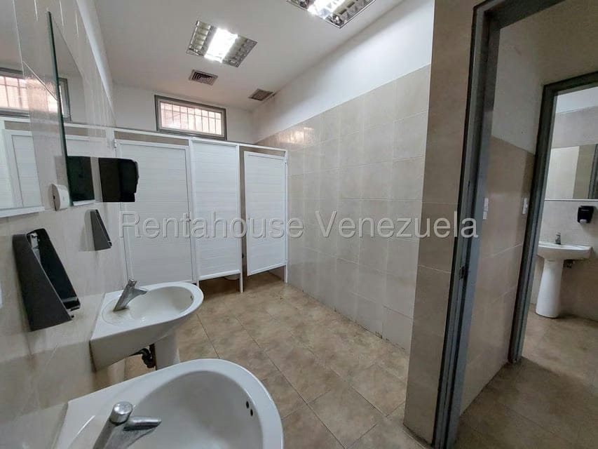 Comercial (Galpon - Deposito) en Venta en Zona Industrial San Vicente, Aragua - 74