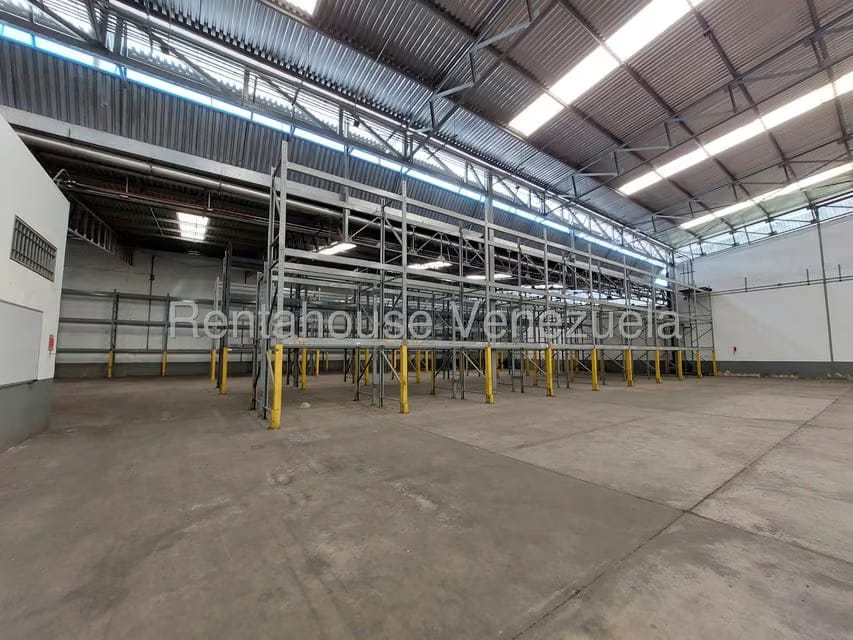 Comercial (Galpon - Deposito) en Venta en Zona Industrial San Vicente, Aragua - 84