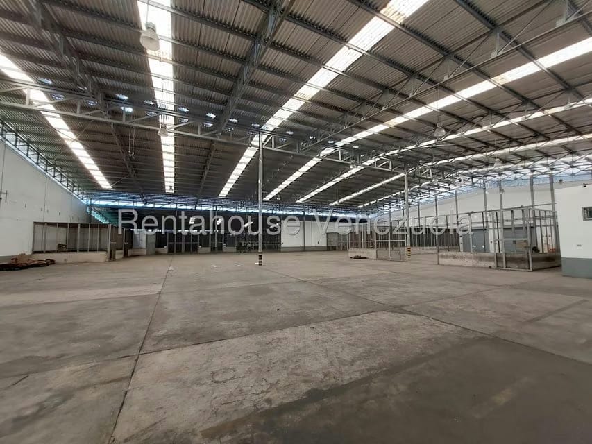 Comercial (Galpon - Deposito) en Venta en Zona Industrial San Vicente, Aragua - 85