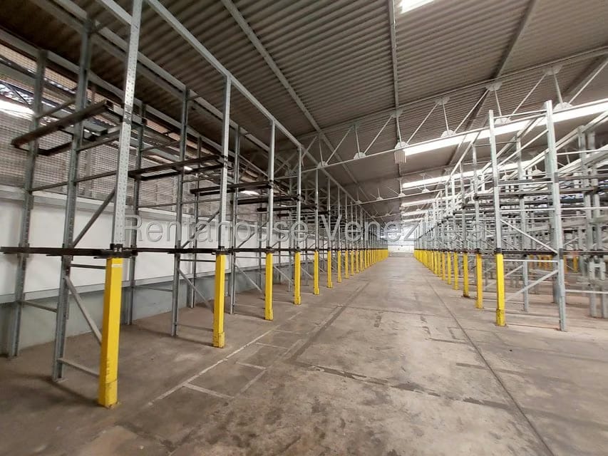 Comercial (Galpon - Deposito) en Venta en Zona Industrial San Vicente, Aragua - 96