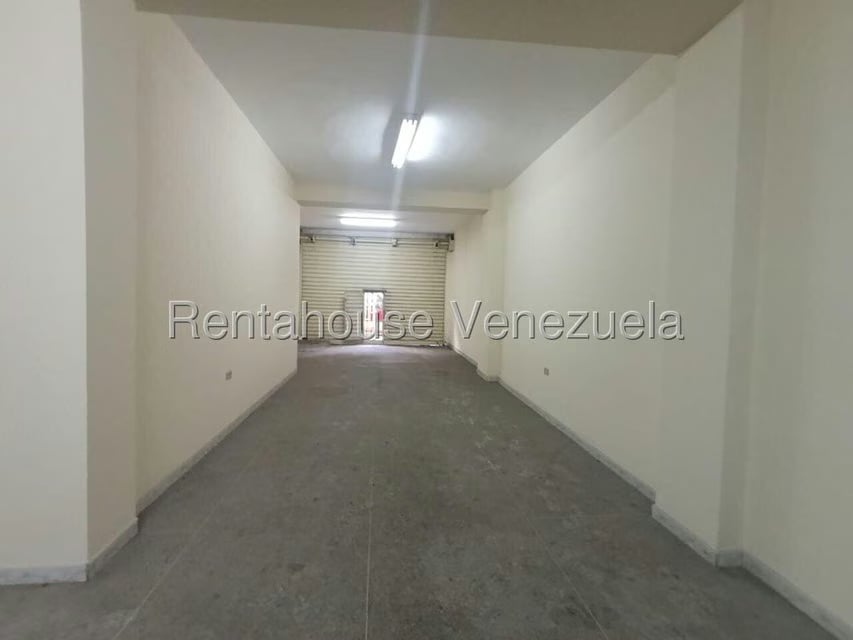 Local Comercial en Alquiler en Catia, Distrito Metropolitano - 14