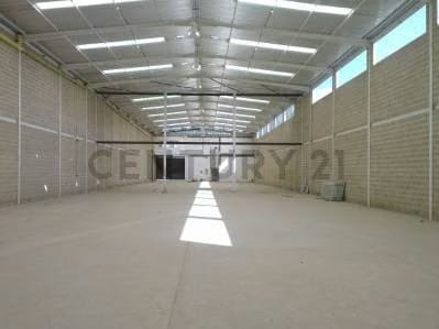En Alquiler galpon de 1700 mts2 - 6