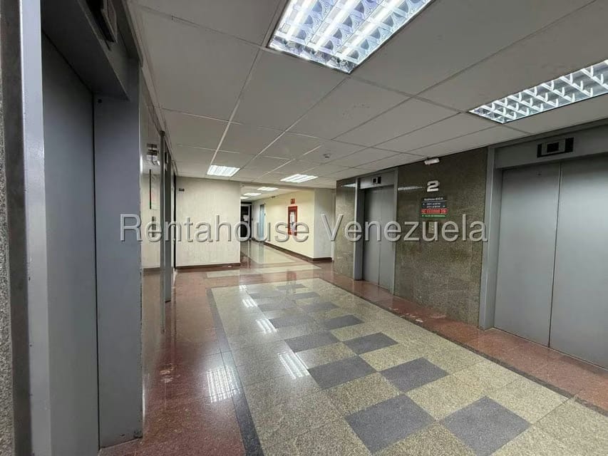 Comercial (Oficina) en Venta en El Rosal, Distrito Metropolitano - 4