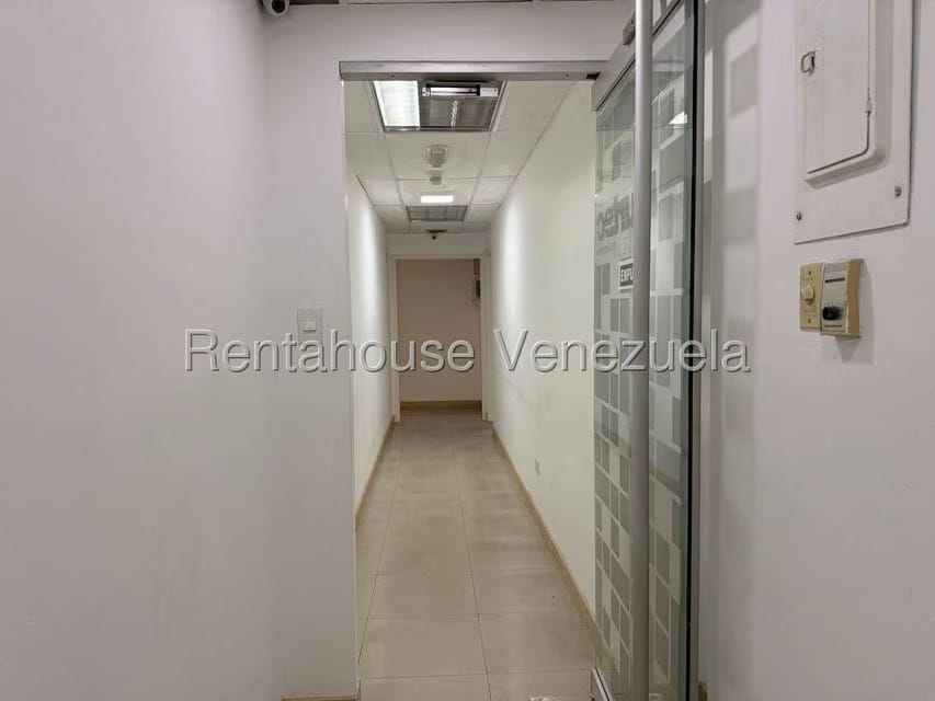 Comercial (Oficina) en Venta en El Rosal, Distrito Metropolitano - 6