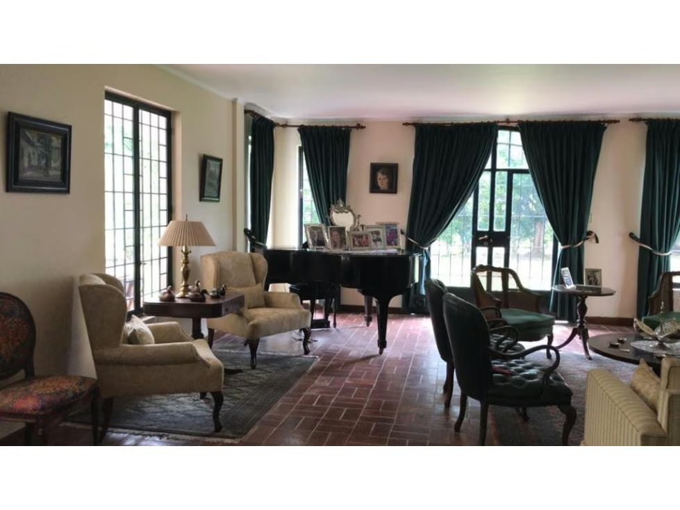 Vendo casa 450m2 Colinas del Tamanaco 7976 - 4