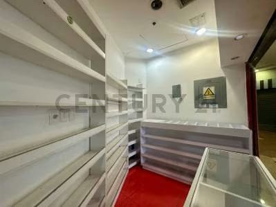 AJ - Venta de Local Comercial en C.C. Galerías Ávila - 4